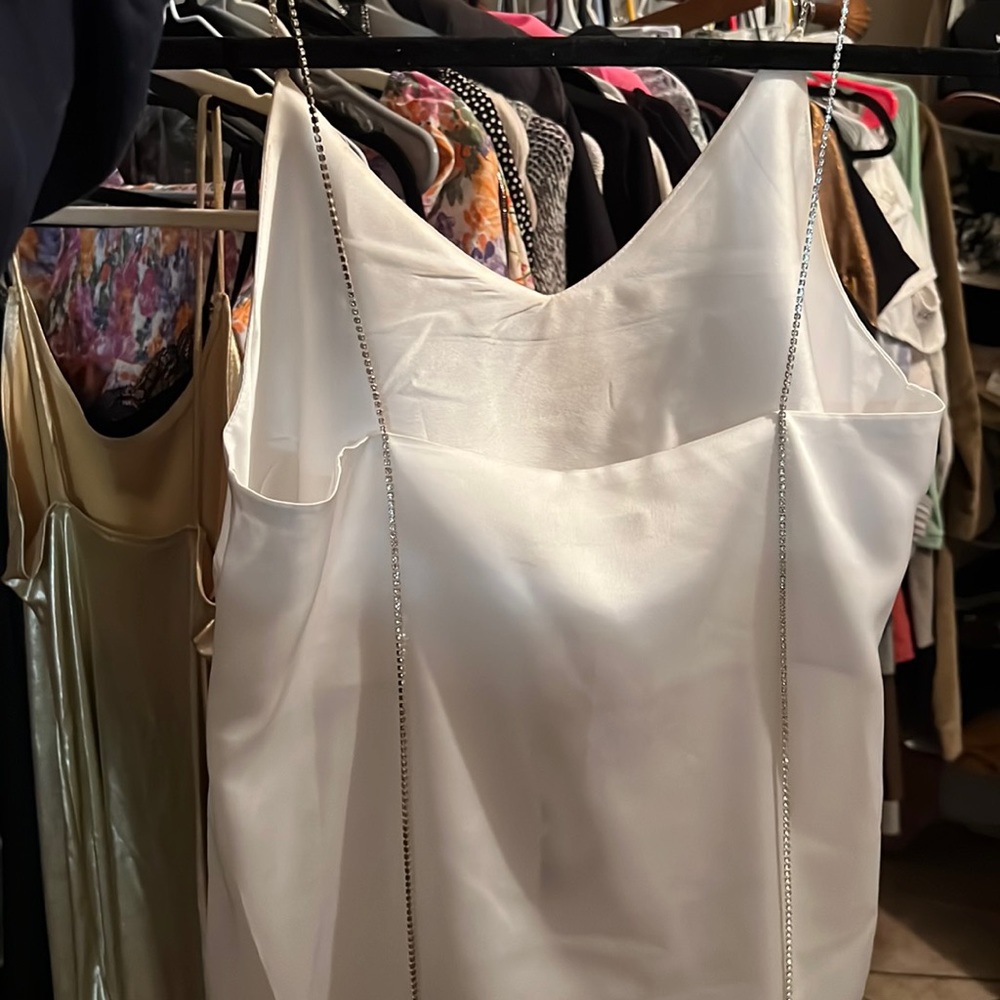 Diamond strap tank